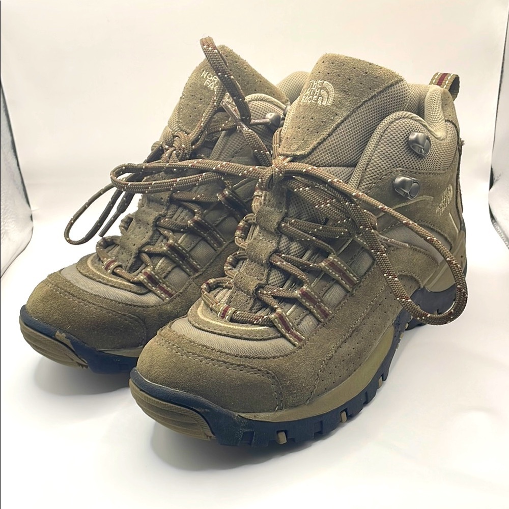 The North Face - Classic Outdoor Hiking Boots - Brown / Grey - 8.5